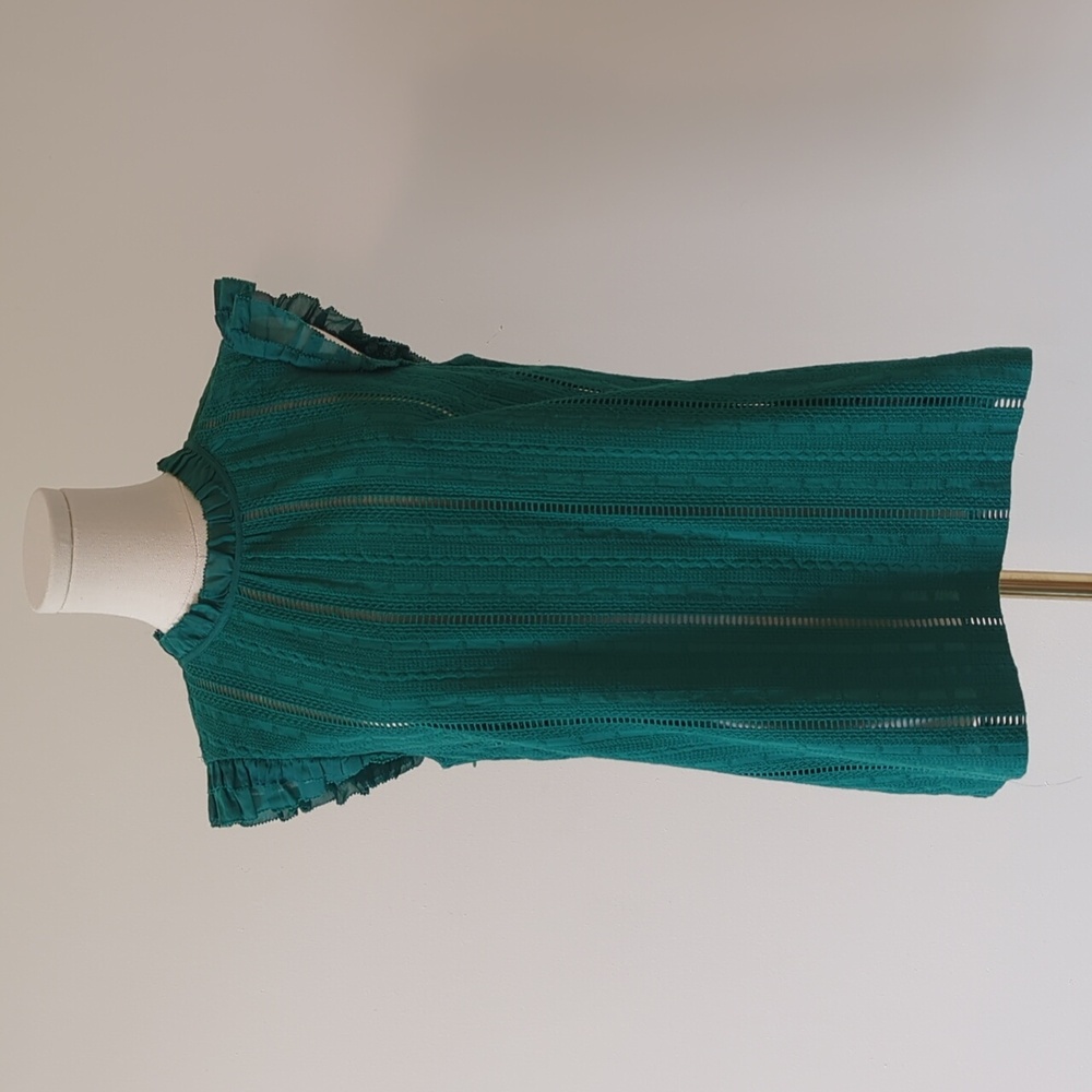 JCrew size 6 tall green top with detailing